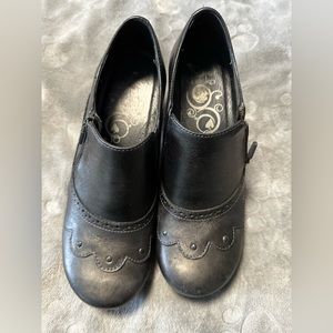 Women’s Dansko Black shoes, size 41